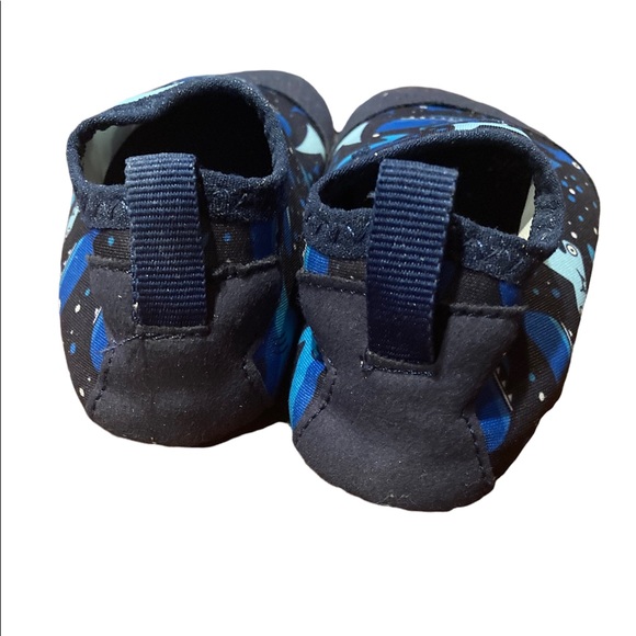 Shark Water Shoes - Picture 4 of 4